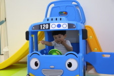 끝날 줄 모르는 무더위, 가족과 함께 키즈펜션으로 떠나요