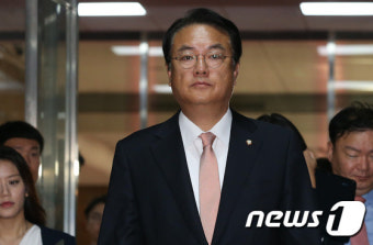 정진석 원내대표 '국회의장 항의 방문'