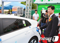 주유소 내 첫 개방형 전기차 충전소