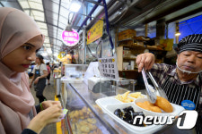 도시락 뷔페 고루고루 이용해요