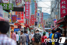 고향 생각나지만 한가위만 같아라…가리봉시장 추석맞이 노래자랑