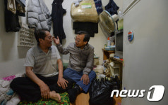 이정현, 한가위 앞두고 쪽방촌 방문