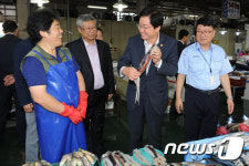 김영석 장관 농수산물도매시장 방문