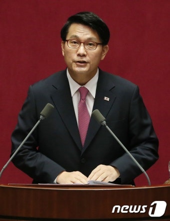 윤상현 의원, 대정부 질문