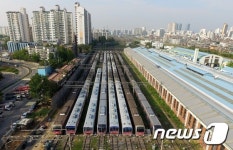 파업 앞둔 한국철도공사 차량기지