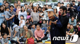춘천인형극제...거리는 축제중