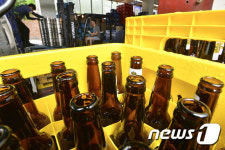 맥주 8병과 안주때문에…노래연습장 술값 16배 벌금