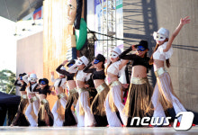 '앙증맞은 댄서들'