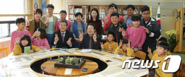 조희연 교육감 서울찾은 진도군 조도초 분교 어린이들과