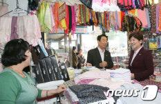 강은희 장관, 코리아 세일 페스타 전통시장 방문