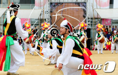 신명나는 상모돌리기