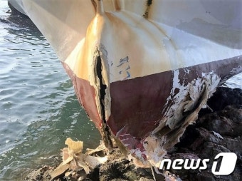 여수 앞바다서 19명 탄 낚시어선 좌초…전원 구조