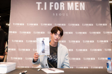 “남다른 비주얼” 남주혁 티아이포맨 팬사인회