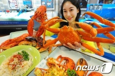 홈플러스 랍스터·대게 저렴하게 팔아요