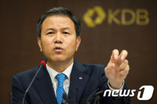 혁신안 질의 답하는 이대현 산업은행 수석부행장