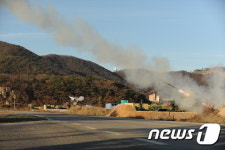130mm 다연장로켓포 구룡 사격