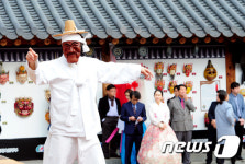 문화재 가치 널리 알린 국가무형문화재 보유단체에 포상