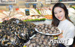 중앙수산 판매팀 23 | '겨울철 입맛 살려줄 수산물 들여가세요'