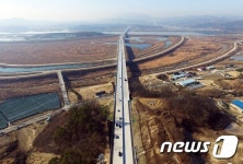 뻥 뚫린 제2영동고속도로