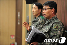 울산 군부대 폭발사고 설명하는 육군 관계자