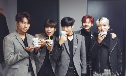 바나 고마워 B1A4, 팬들 위해 분식+핫팩 대접