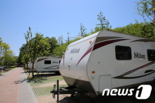 크리스마스, 광교 호수공원 가족캠핑장서 산타 만나요