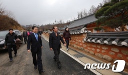 장수 대곡 관광지 준공…한옥 8개동 등 31개 객실