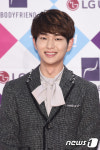 샤이니 온유, 꽃미소 방긋