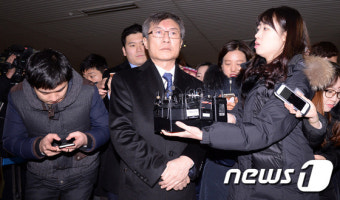 대답없는 정관주 전 문화체육관광부 1차관