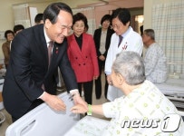 박승춘 국가보훈처장, 대전보훈병원 위문