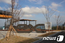 영동고속도로서 볼 수 있는 동해안 해맞이 명소는?