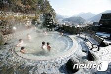 충주 삼색온천 인기…수안보·앙성·문강 매력 제각각
