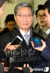 장충기 삼성미래전략실 사장 특검 출석