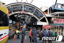 여수 교동 수산시장 화재…상인들 망연자실