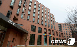 연세대, 제중학사-법현학사 완공