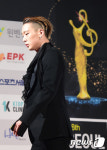 아이콘 바비, 개성만점 헤어스타일~