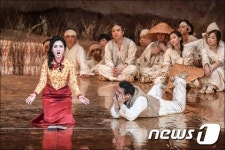 2017-18 세종시즌 개막작 오페라 사랑의 묘약 공연 