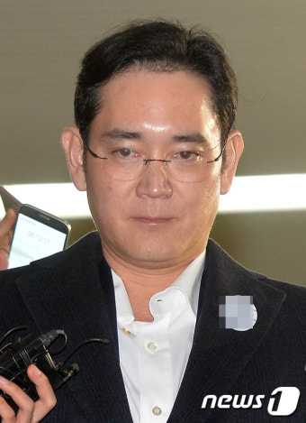 이재용 '묵묵부답'