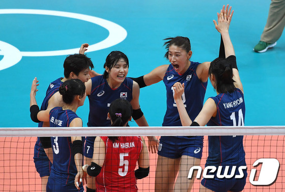 한국 여자배구 대표팀, 태국과의 올스타전 1차전에서 1-3 패배..한국 여자배구의 중요한 부분 확인