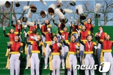 육군 3사 졸업식…개교이래 처음 女생도 18명 졸업 
