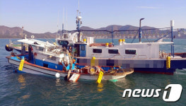 여수 소경도 해상서 어선끼리 충돌…2명 부상