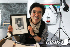 느리게 담는 추억 충남유일 흑백필름 달팽이사진관