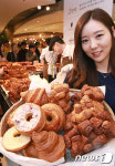현대백화점에서 빵집 홍미당을 만나보세요~! 