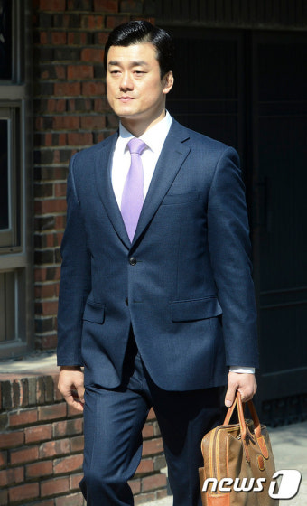 박근혜 자택 두시간 머문 이영선