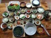 잃어버린 봄철 입맛을 사로잡다…정선 고한 먹거리 여행‘각광’