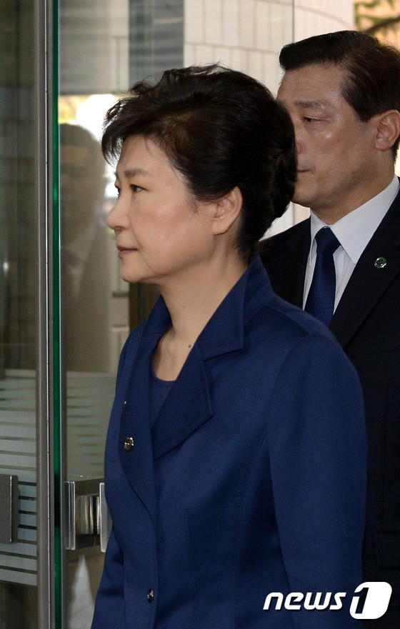 윤석열 대통령, 서울서부지법 구속영장심사 직접 출석준비