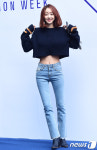 서효림, 예쁜 허리라인 노출~
