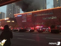 창원 시티세븐 5층식당서 화재·대피소동…인명피해 없어(종합)