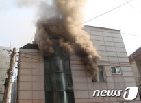 울산 달동 원룸서 화재…입주민 10명 긴급대피
