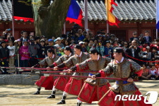 수원화성 행궁 상설한마당 15일 개막…10월까지 진행
